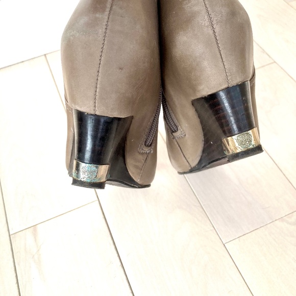 Beige Wedge Ankle Boots - Leather - Size 35.5 - Picture 5 of 12